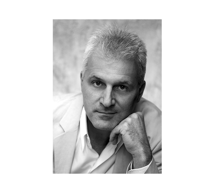 Обеденный стол Фантом mauro lipparini en